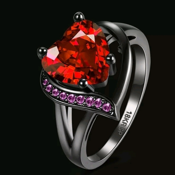 New Red Heart shaped 10kt black gold filled size 11 - Picture 3 of 4